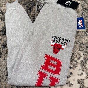 Chicago Bulls NWT Gray Sweatpants Size Small NBA Official